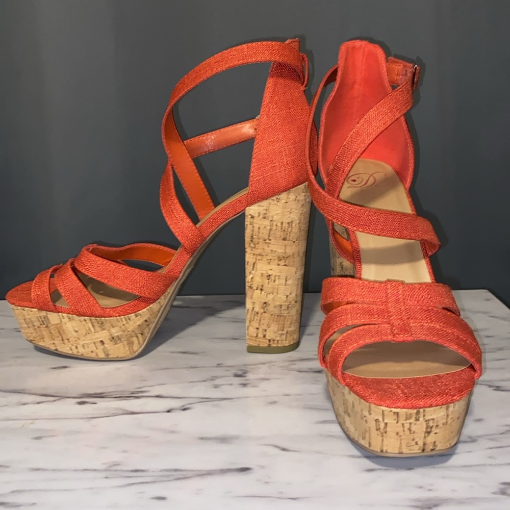 Shoes - Picture 2 of 5